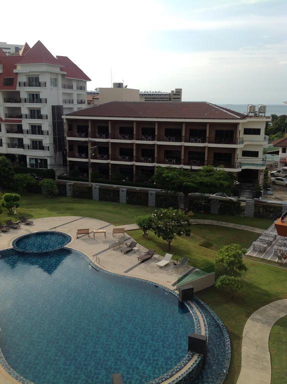Hotel Marsi Pattaya Exterior foto