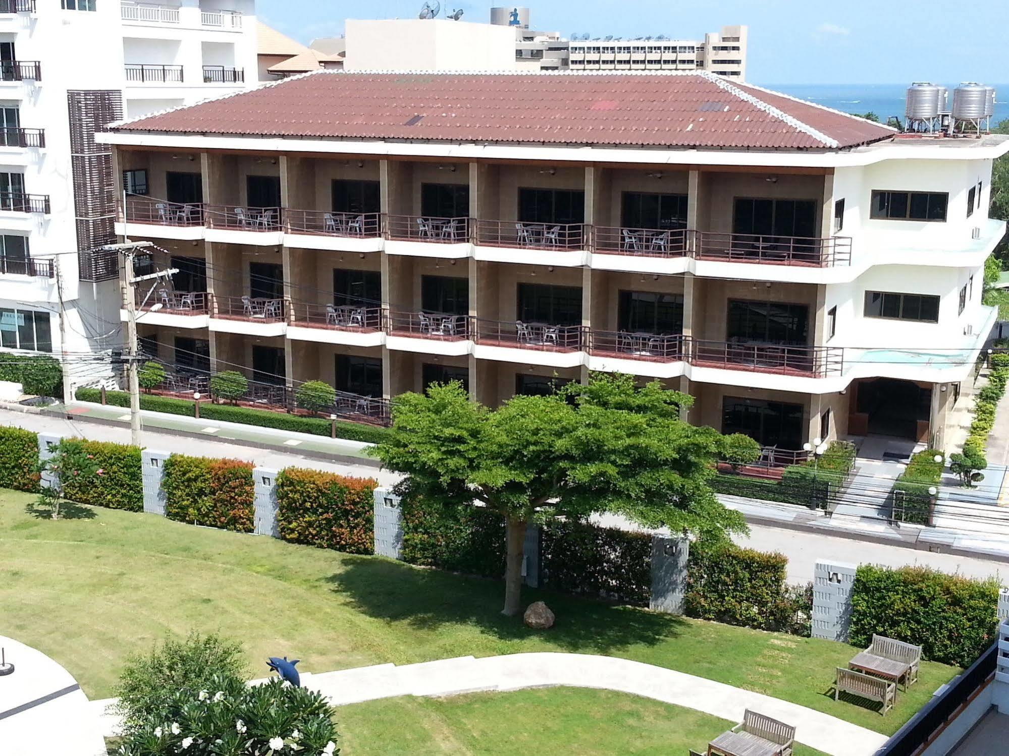 Hotel Marsi Pattaya Exterior foto